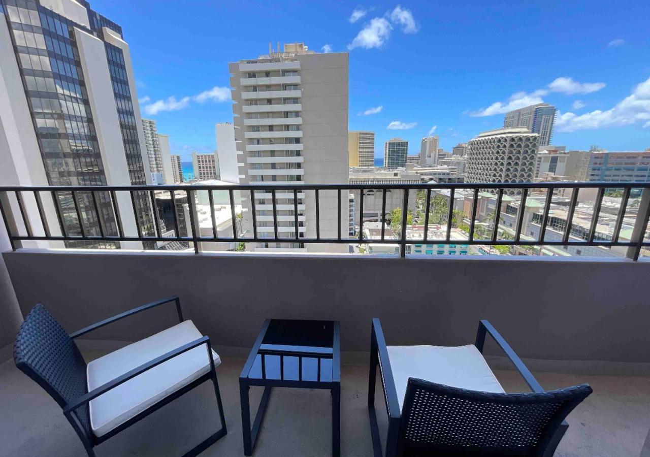 1508- Heart Of Waikiki With Kitchen-Free Parking-King Bed-Corner Unit Διαμέρισμα Χονολουλού Εξωτερικό φωτογραφία