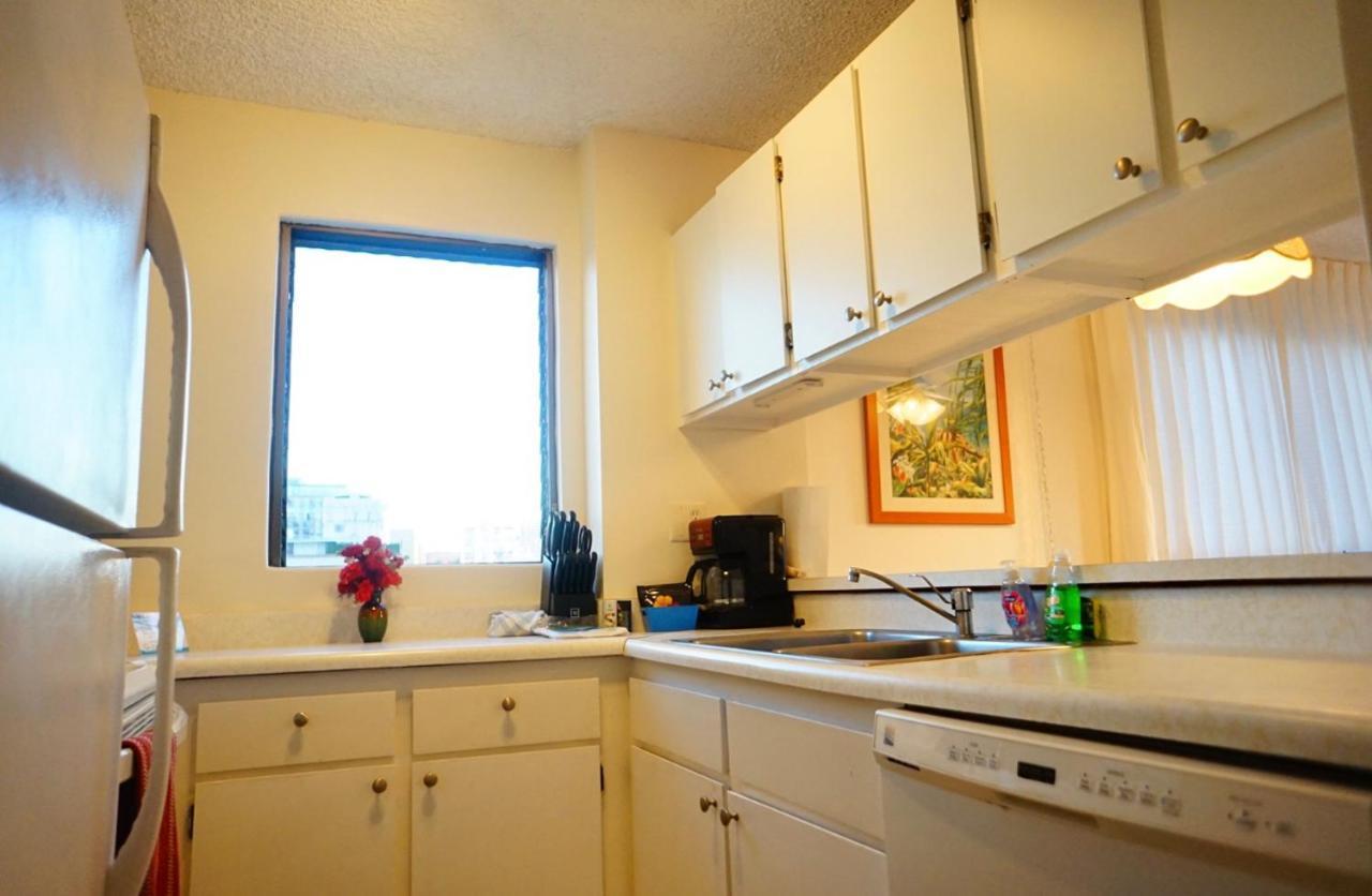 1508- Heart Of Waikiki With Kitchen-Free Parking-King Bed-Corner Unit Διαμέρισμα Χονολουλού Εξωτερικό φωτογραφία