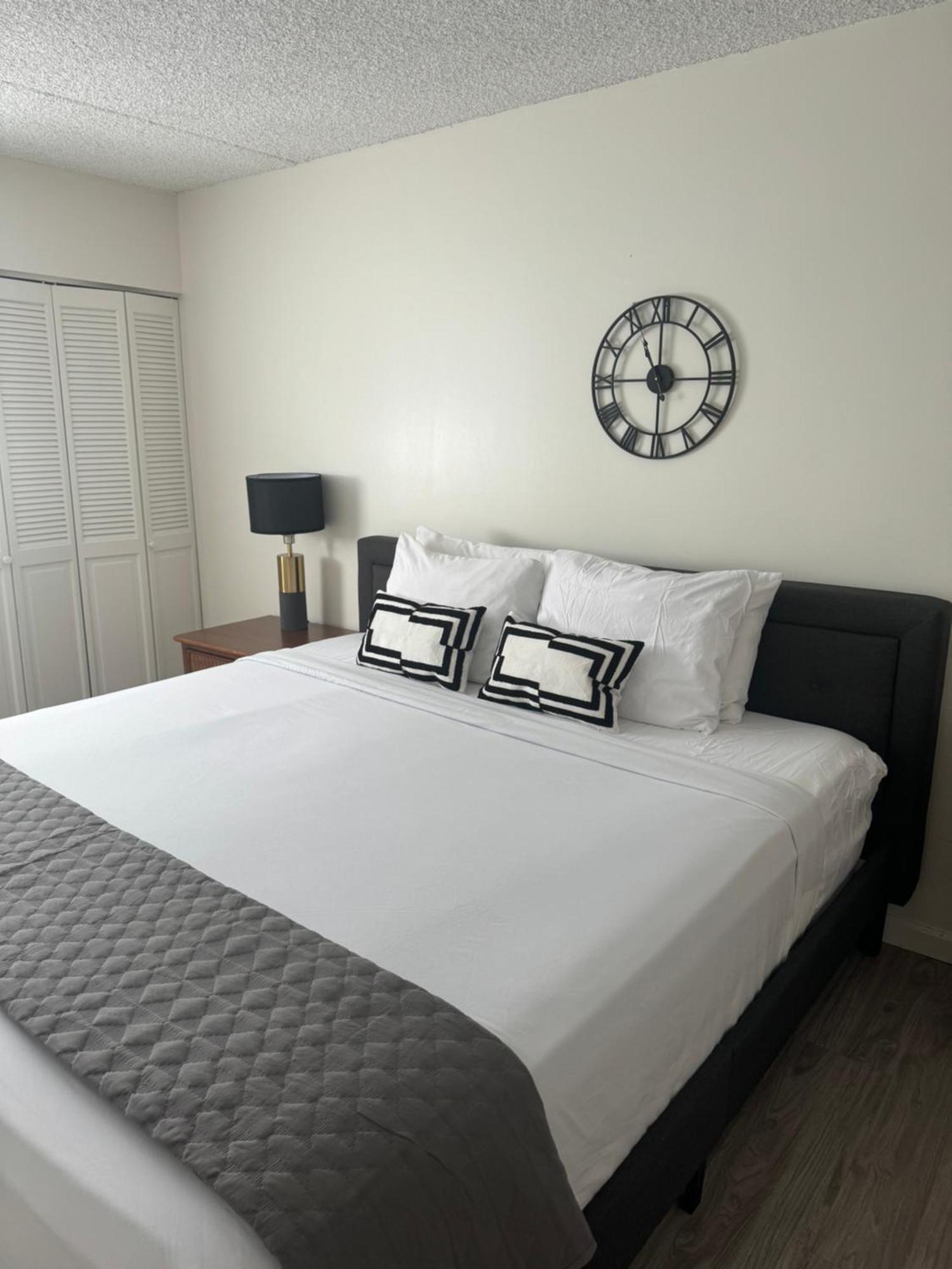 1508- Heart Of Waikiki With Kitchen-Free Parking-King Bed-Corner Unit Διαμέρισμα Χονολουλού Εξωτερικό φωτογραφία